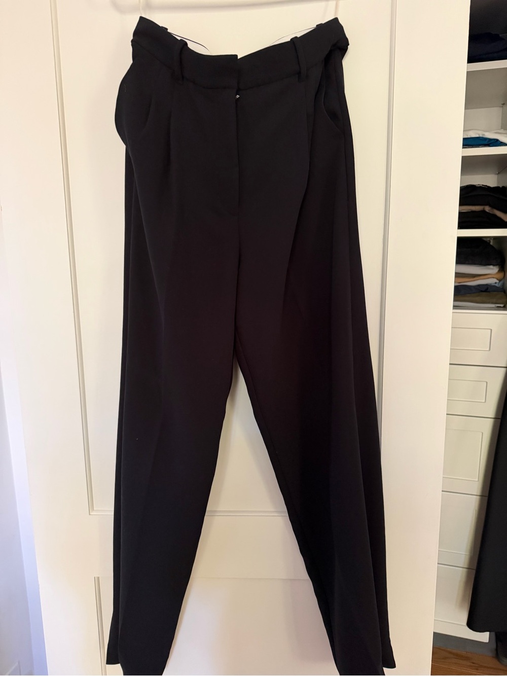 Aritzia / Wilfred Black Trousers